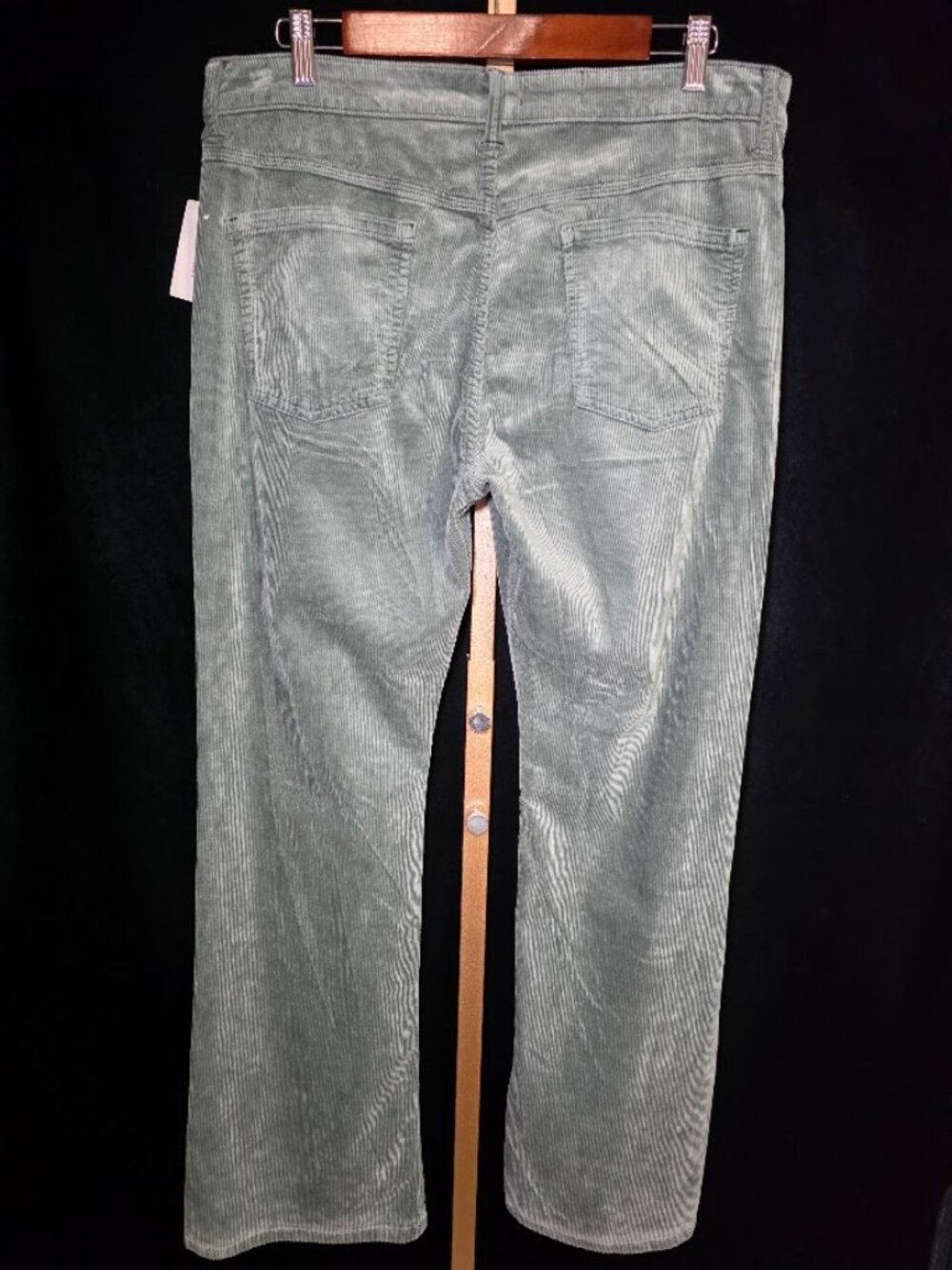 NWT Pilcro Essential Flare Mid-Rise Studded Corduroy Jeans in Moss 31 - Picture 7 of 10